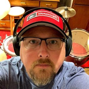 Meet your Posher, Adam